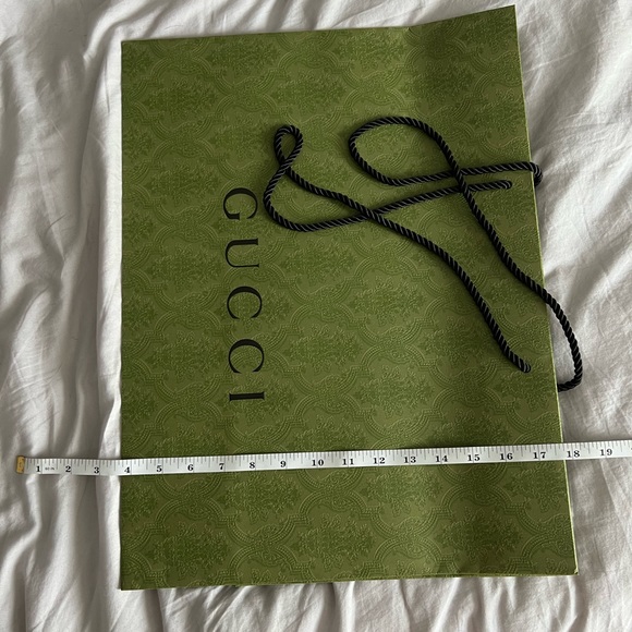GUCCI Shopping bag never been used - Picture 2 of 2